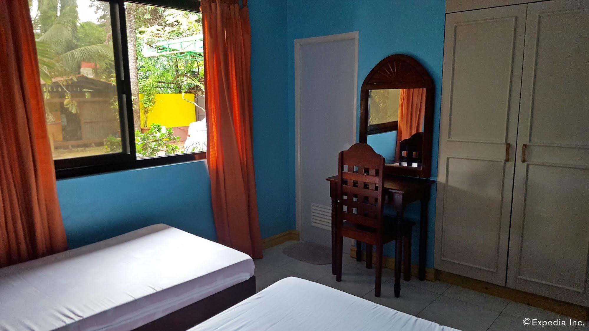 Liberty Park Pension Puerto Princesa Ngoại thất bức ảnh